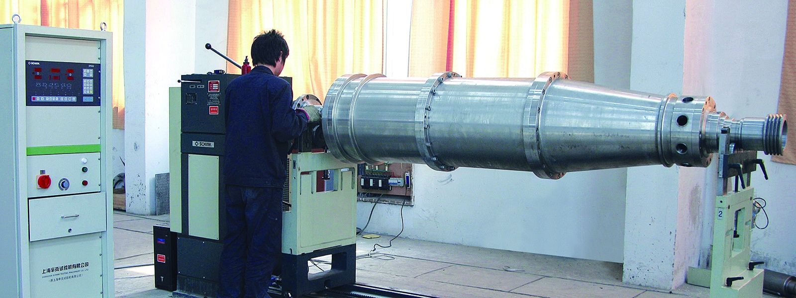 Centrifugeuse éplucheuse