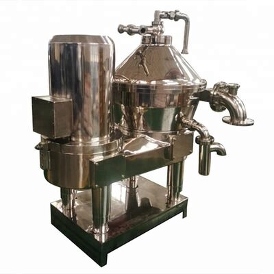 Centrifuge à bière à contrôle PLC et décharge automatique, en acier inoxydable de qualité alimentaire, capacité de 5000-10000 L/H